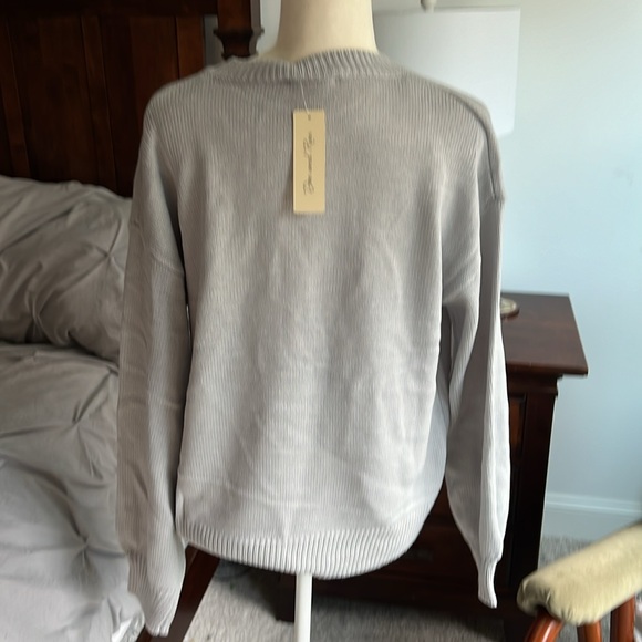 Hello Fall sweater - Picture 3 of 5